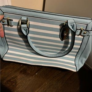 White and blue stripped shoulder bag